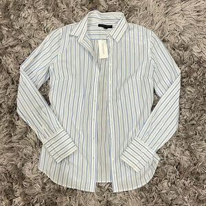 Banana Republic Button Down Blue and White Pin stripe shirt